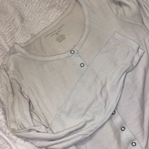 White/Cream Long Sleeve - American Eagle - Great condition - Size S